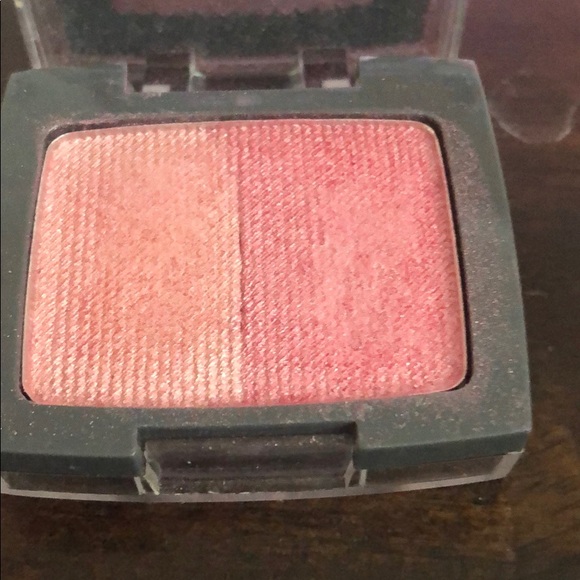 2 EYEKO CHEEKY COLOUR BLUSH DUO GLOW GETTER CORAL - Picture 2 of 8